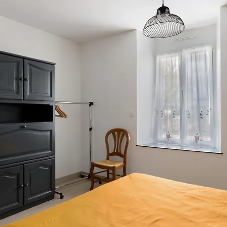 De La Rochette Holiday home Le Lion-d'Angers
